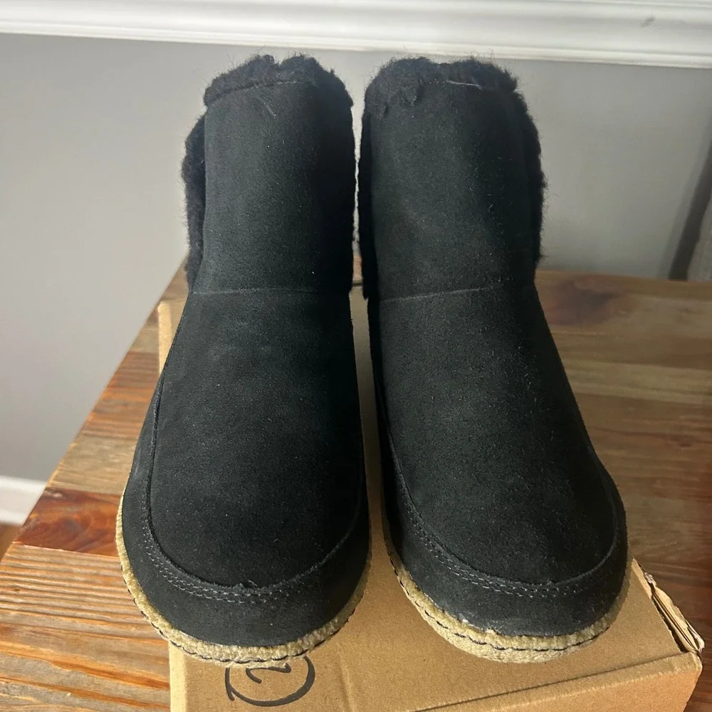 Sorel Explorer Joan Cozy Booties -‎ Black Suede, Faux Fur Trim - Women's Size 10